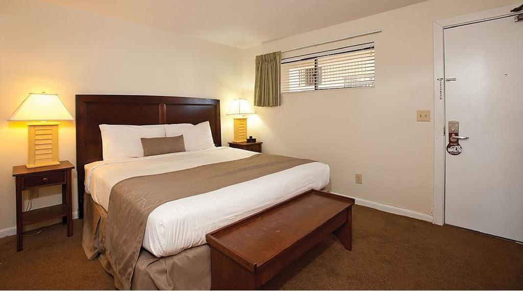 Summer Sands Suites Wrightsville Beach Exterior photo